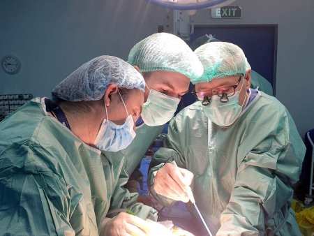 Spitalul <span style='background:#EDF514'>GRIGORE</span> Alexandrescu: Un nou transplant hepatic la copil