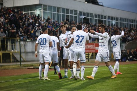 Dinamo pierde din nou in prelungiri si este amenintata serios de retr<span style='background:#EDF514'>OGRADA</span>re + FCSB poate face azi ultimul pas spre titlu » GSP Live