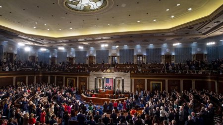 Senatul american a aprobat <span style='background:#EDF514'>AJUTOR</span>ul urias pentru Ucraina, Taiwan si Israel