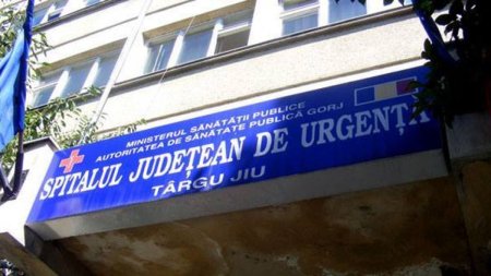 Ploua in b<span style='background:#EDF514'>LOCUL</span> operator al Spitalului Judetean de Urgenta Targu Jiu