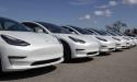 Tesla p<span style='background:#EDF514'>ROMI</span>te masini mai ieftine dupa ce cererea pentru vehicule electrice a scazut