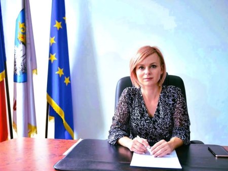 Flavia Boghiu, viceprimarul USR d<span style='background:#EDF514'>IN BRASO</span>v, a fost trimisa in judecata de DNA si nu mai candideaza la alegerile locale