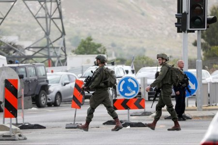 O tanara de 20 de ani a fost <span style='background:#EDF514'>IMPUSCATA</span> mortal dupa ce a vrut sa injunghie un soldat israelian la Hebron