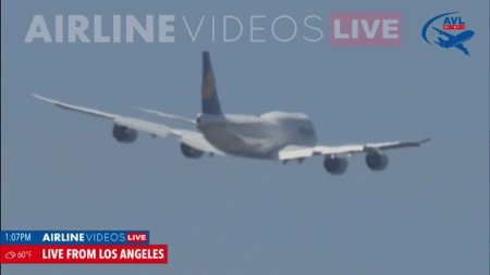 Aterizare dramatica pe <span style='background:#EDF514'>AEROPORTU</span>l international din Los Angeles a unui avion Lufthansa. VIDEO