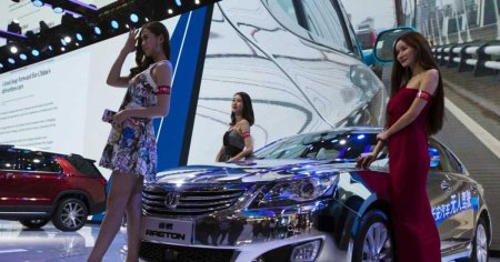 Salonul auto international Auto China 2024 se <span style='background:#EDF514'>DESCHIDE</span> la Beijing