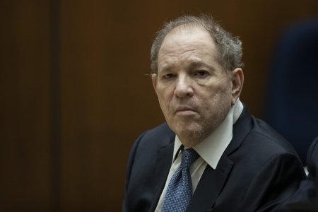 Curtea de Apel din New York a anulat condamnarea pentru viol a lui Harvey Weinstein, fost producator de film la Hollywood