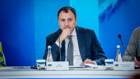 Kievul il vrea in spatele gratiilor pe ministrul demisionar al <span style='background:#EDF514'>AGRICULT</span>urii. Decizia luata in instanta