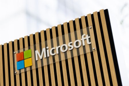 Veniturile Microsoft au explodat cu 17%, propulsate de cresterea puternica din <span style='background:#EDF514'>CLOUD</span>
