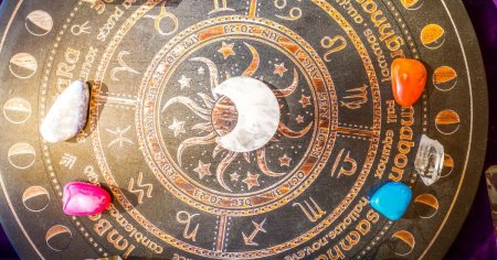 Horoscop saptamana 26 aprilie-2 mai: astrologul aduce vesti g<span style='background:#EDF514'>ROZA</span>ve pentru nativii mai multor zodii
