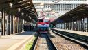 Un tren care circula pe <span style='background:#EDF514'>RUTA</span> Pitesti-Bucuresti Nord a ajuns la destinatie cu o intarziere de 310 minute