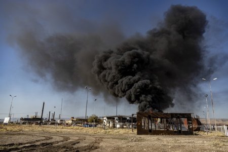 Patru morti intr-un atac cu d<span style='background:#EDF514'>RONA</span> in nordul Irakului