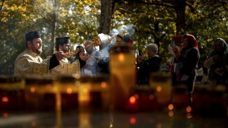 Pelerinajul de Florii la Bucuresti. Ierarhi, preoti, monahi si credinciosi vor umple strazile