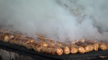 Cum alegem cei mai buni si calitativi mici. Recomandarile ANPC pentru romani de 1 Mai