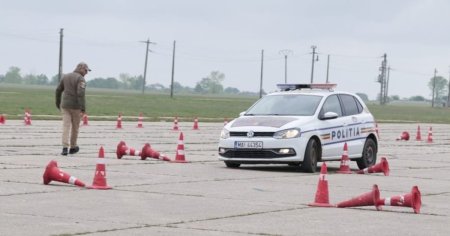 Politisti la volan, instruiti cum sa-i opreasca pe <span style='background:#EDF514'>VITEZOMAN</span>i. Noi aici nu facem scoala de soferi... VIDEO