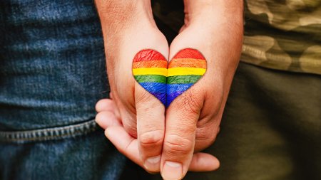 Irakul a adoptat o noua lege anti-LGBTQ+. Ce risca cuplurile de acelasi sex. Noi nu le recunoastem