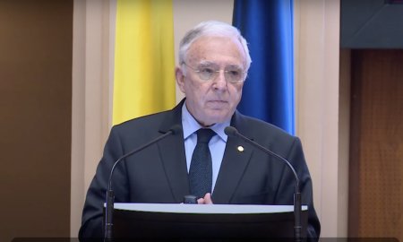 Premierul Ciolacu il sustine pe <span style='background:#EDF514'>MUGUR</span> Isarescu pentru un nou mandat la sefia BNR: Romania are nevoie de stabilitate monetara