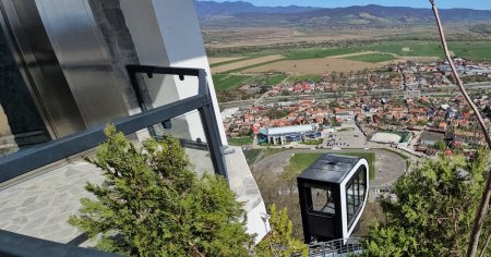 Telecabina de patru milioane de euro din Deva starneste controverse. S-a defectat de mai multe ori, deja VIDEO