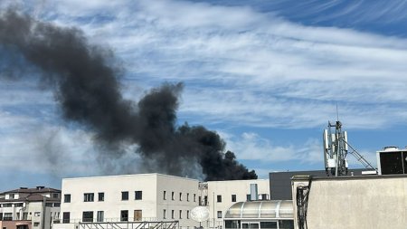 Incendiu puternic in cartierul Aviatiei din Bucuresti