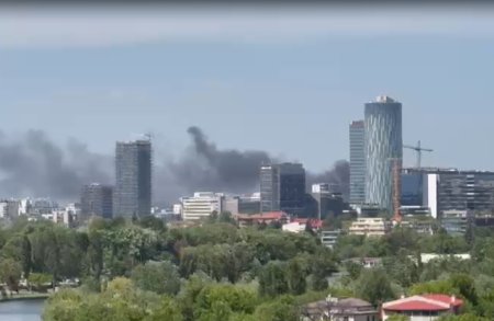Incendiu in Nordul Bucurestiului. Au fost alertate opt autospeciale de stingere