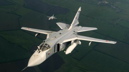 Un <span style='background:#EDF514'>ALIAT</span> istoric al Rusiei vinde avioane de lupta americanilor. Aeronavele, cedate la pret de nimic
