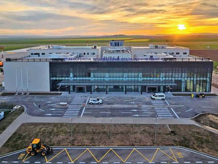 Investitie degeaba? Aeroport modernizat, fara curse: Aeroportul Tulcea, poarta de intrare in Delta Dunarii, la final cu investitia de 180 mil. lei in modernizare, dar cu zero zboruri:  Razboiul de la granita tine departe operatorii. Din <span style='background:#EDF514'>SEPTEMBRIE</span> am putea avea curse charter din Germania