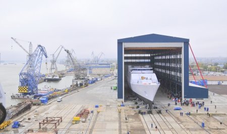 La <span style='background:#EDF514'>SANTIER</span>ul Naval Galati, investitii de 28 milioane euro in hala de asamblare a corpurilor de nava