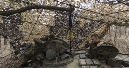Evaluarile bloggerilor militari ucraineni asupra situatiei de pe frontul de est. Trupele ucrainene s-au retras din cel putin trei localitati
