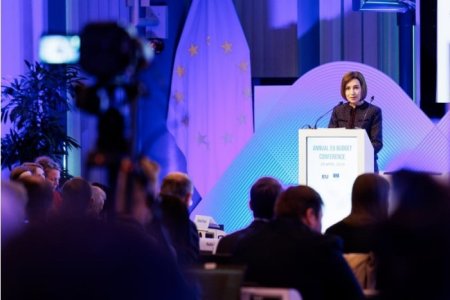 Maia Sandu pledeaza la Bruxelles pentru fonduri alocate in viitorul buget al UE: <span style='background:#EDF514'>REPUBLI</span>ca Moldova si Ucraina au nevoie de un Plan Marshall. Este timpul sa incepem sa ne gandim la o investitie serioasa pentru a ne asigura ca pacea este restabilita