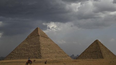 Miracolul piramidelor din Egipt. Cat de vechi sunt si ce simbolizeaza