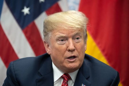 Donald Trump, amendat cu 9.000 de dolari pentru sfidarea jus<span style='background:#EDF514'>TITI</span>ei in dosarul Stormy Daniels. Judecator: „Daca este necesar voi impune o pedeapsa cu inchisoarea”