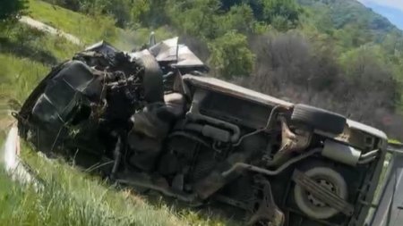 Carambol teribil cu opt raniti, intre care trei copii, in Caras-Severin