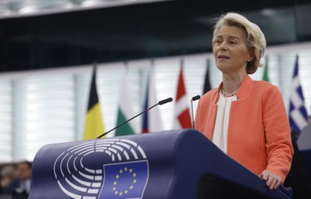 Ursula von der Leyen intinde mana extremei drepte pentru o colaborare dupa alegerile europarlamentare