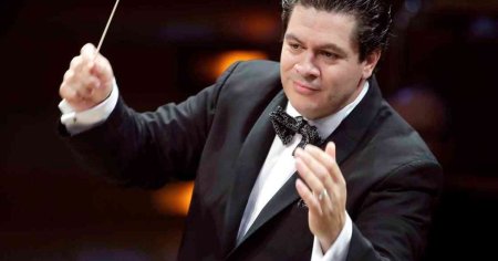 Dirijorul roman Cristian Macelaru, numit director muzical al uneia dintre cele mai importante orchestre din America