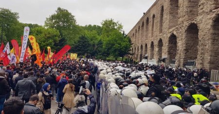 Stare de asediu la Istanbul: politia turca a arestat sute de protes<span style='background:#EDF514'>TATA</span>ri de 1 Mai VIDEO