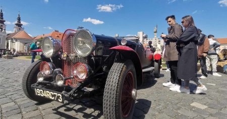 Un Bentley de o suta de ani, bijuteria pe patru roti care atrage toate privirile in Timisoara FOTO VIDEO