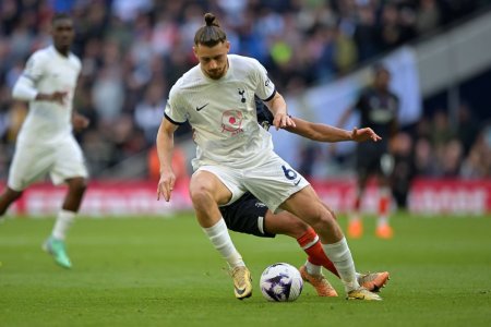 Dragusin poate fi titular pana la finalul sezonului! Un alt fundas de la Tottenham s-a accidentat