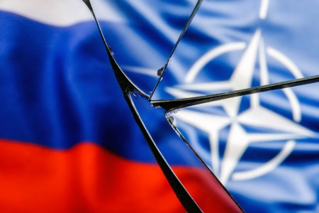 Rusia ar putea sa nu inceapa un razboi total cu NATO, dar are deja planuri pentru a distruge Alianta din interior | Analiza Business Insider