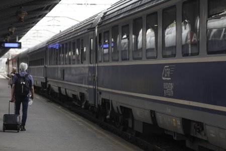 CFR reia cursele pe linia clasica Bucuresti-<span style='background:#EDF514'>GIURGI</span>u! Cu trenuri lente