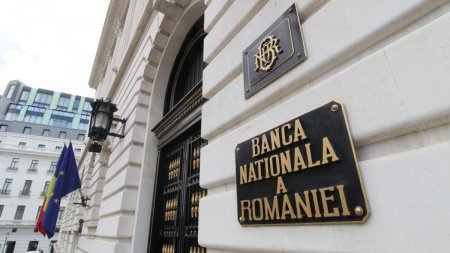 Rezervele valutare la BNR au scazut in aprilie cu 1,76 mld. euro