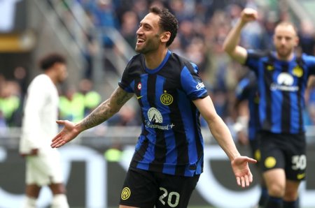 L-ai facut faimos pe Cercel » Calhanoglu a aflat ca a devenit viral in Romania cu maneaua pe care Inter a cele<span style='background:#EDF514'>BRAT</span> castigarea titlului