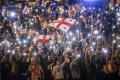 Zeci de mii de oameni protesteaza din nou in Georgia impotriva legii privind 