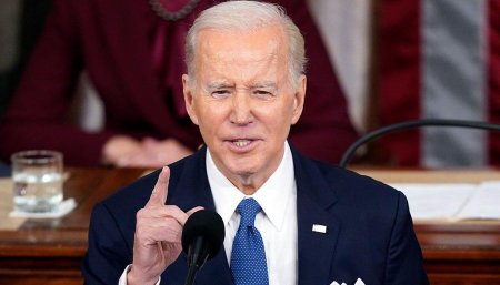 Biden pune pe seama „xenofobiei” dificultatile economice ale Japoniei, Indiei, Chinei si Rusiei. Casa Alba se straduieste sa minimizeze im<span style='background:#EDF514'>PACT</span>ul acestor declaratii neinspirate ale presedintelui