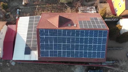 Masura drastica luata de Grecia dupa ce energia <span style='background:#EDF514'>SOLAR</span>a proprie a ajuns sa fie gratuita sau chiar la tarif negativ