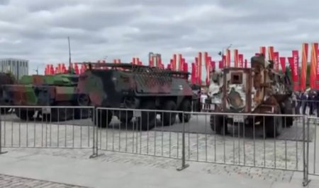 Parada Kremlinului. Rusia prezinta tancuri occidentale capturate in Ucraina