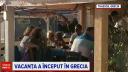 Vacanta de Paste in Grecia: Turistii se bucura de vreme buna si te<span style='background:#EDF514'>RASE</span> care ii asteapta cu preparate inedite