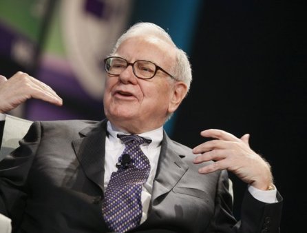 Reportaj WSJ de la Adunarea Generala a Actionarilor Berkshire: Warren Buffett lauda Apple dupa ce Berkshire Hathaway si-a redus participatia. Istoricul investitor ii aduce un omagiu si regretatului sau partener de afaceri Charlie Munger