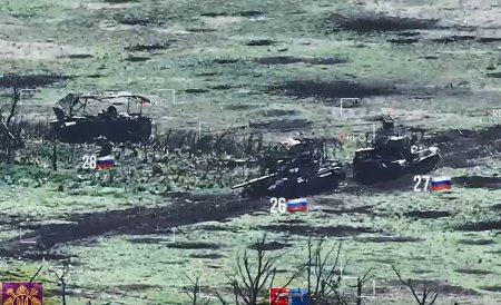 Drumul catre iad. Ucrainenii publica un video<span style='background:#EDF514'>CLIP</span> cu zeci de tancuri si blindate distruse pe o linie a frontului din Donetk