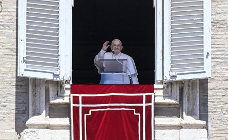 Papa Francisc, mesaj pentru credinciosii care sarbatoresc astazi Pastele: Fie ca Domnul Inviat sa-i mangaie pe cei aflati in incercare