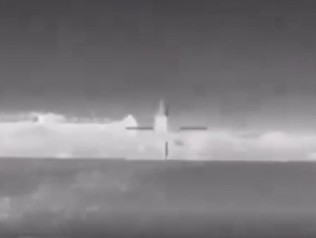 VIDEO Ucraina a distrus o nava rapida a Armatei Ruse din Marea Neagra, cu o d<span style='background:#EDF514'>RONA</span> maritima Magura V5