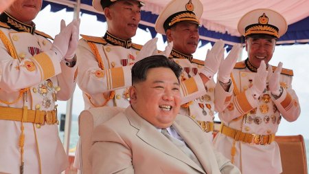 Coreea de Nord il sustine pe <span style='background:#EDF514'>LIDERUL</span> Kim cu juraminte de loialitate de ziua de nastere